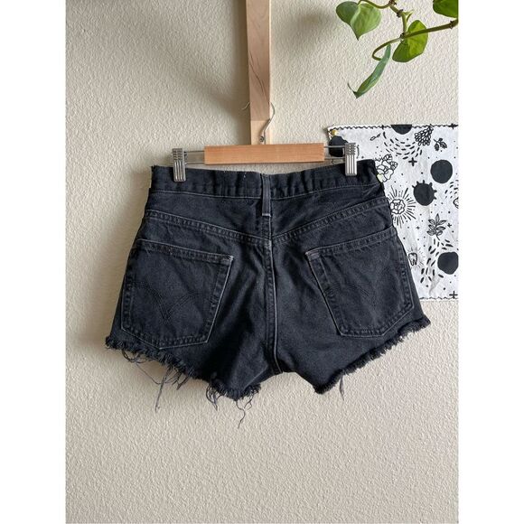 Reworked Levi’s shorts​ - Picture 3 of 5